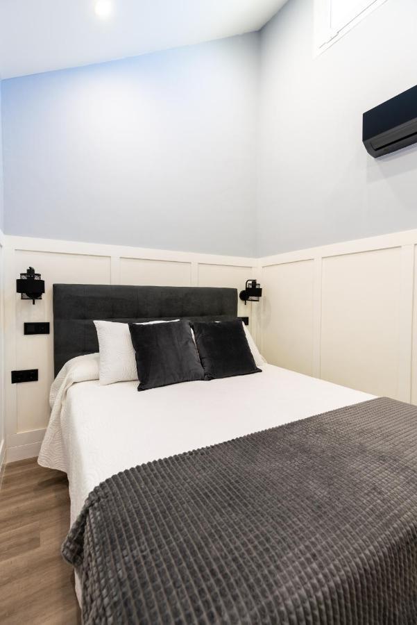 Atico Con Terraza San Juan De La Palma Appartement Séville