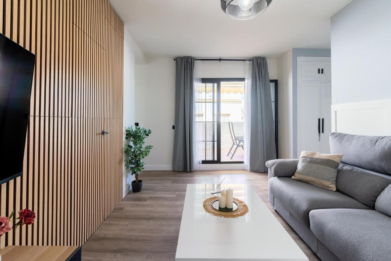 Apartamento Atico Con Terraza San Juan De La Palma Sevilla